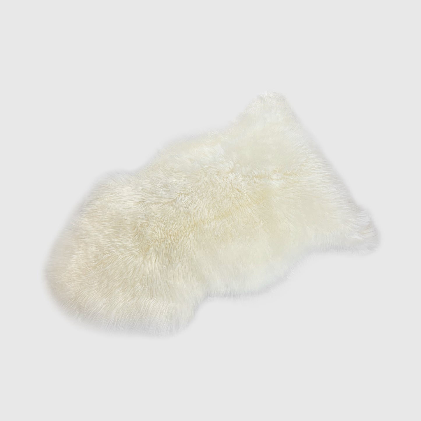 The Mood Charlie Sheepskin Single Pelt Rug, Natural Ivory