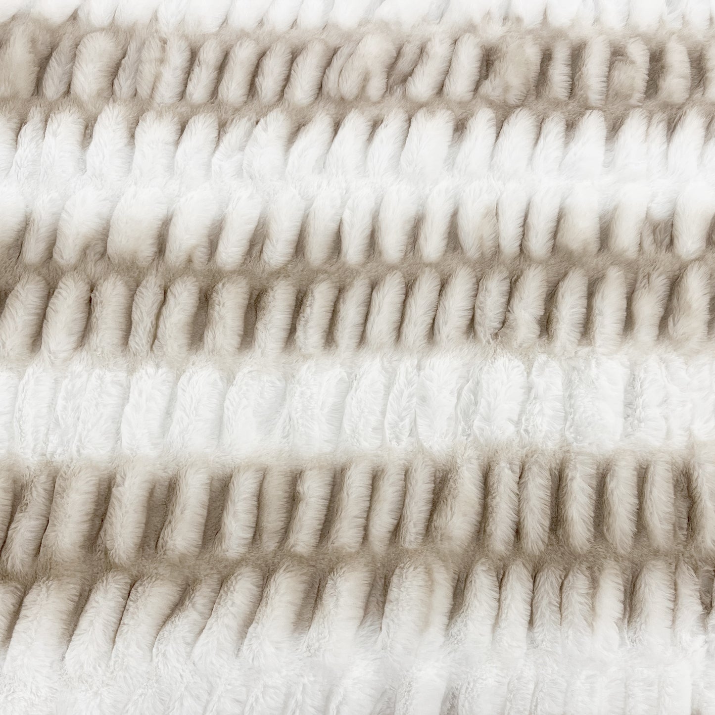 Mallow Faux Fur Throw - Brown/White