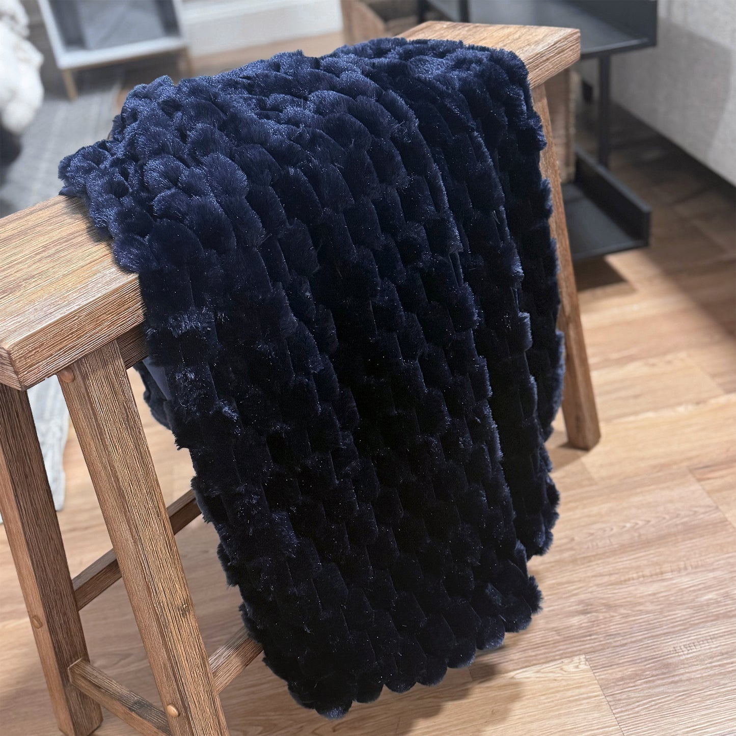 The Mood Honey Faux Fur Throw, 50x60 in., Midnight Blue