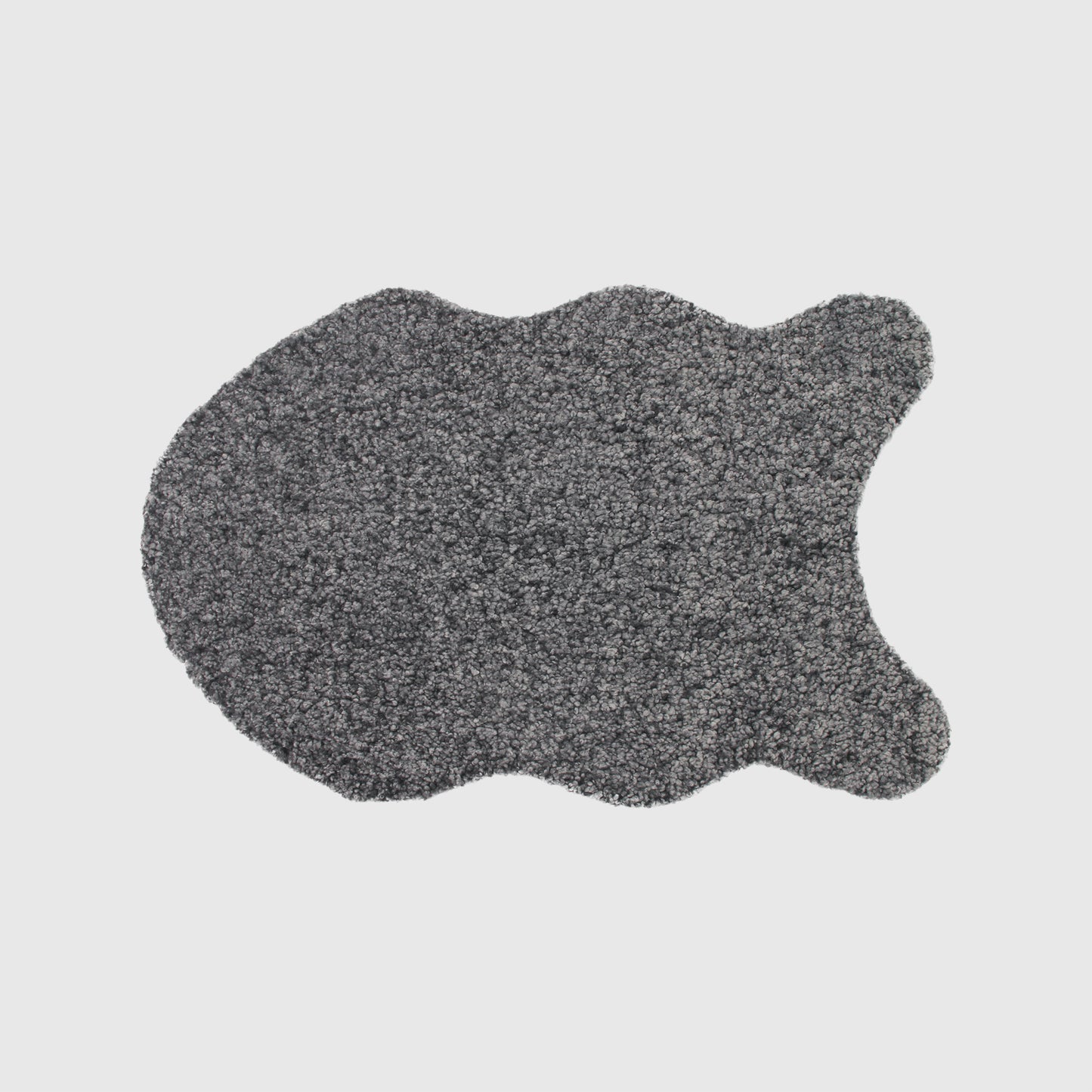 The Mood | Cassidy Faux Fur 2'x3' Pelt-Shaped Rug, Misty Sky