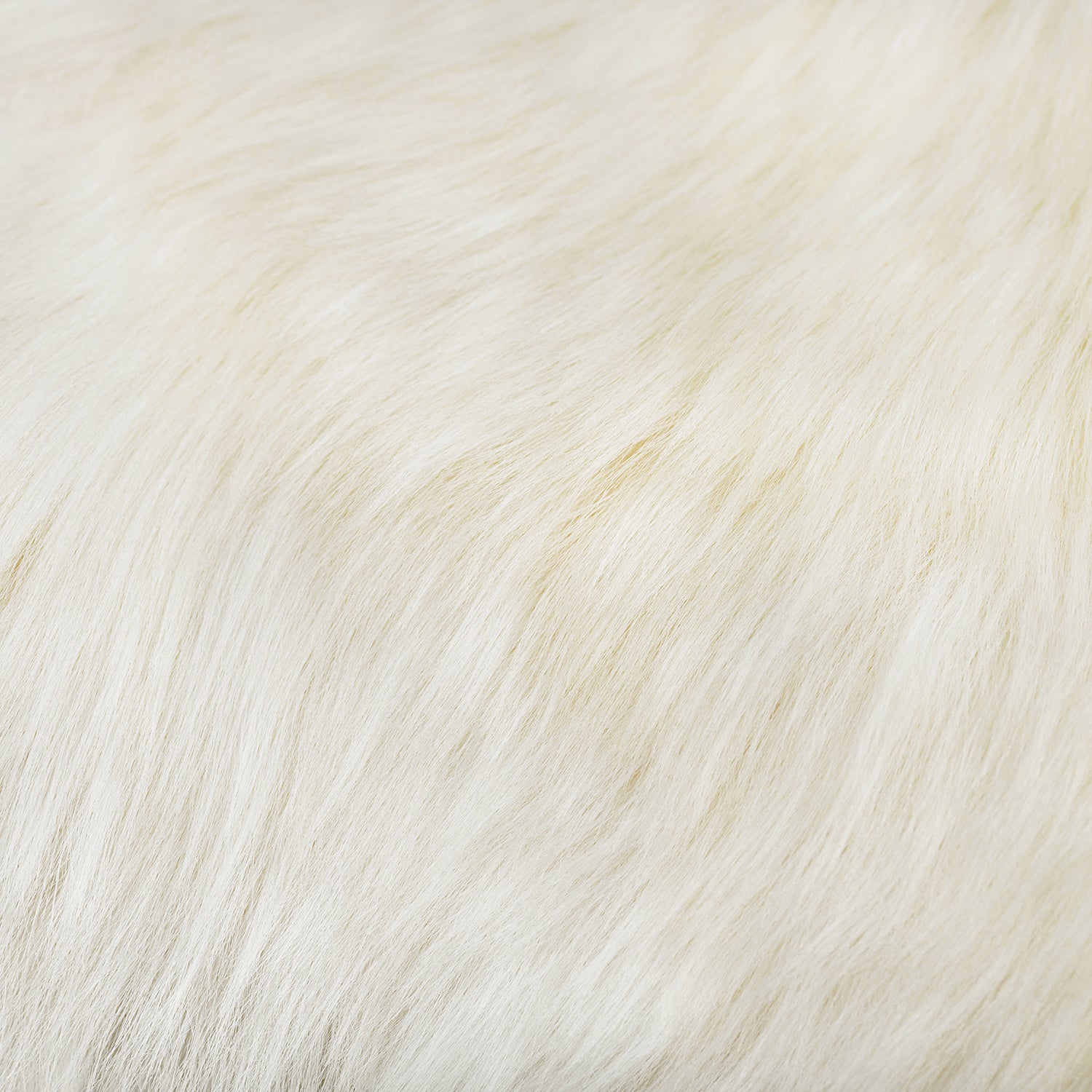 The Mood Charlie Sheepskin Pelt Rug, Natural Ivory