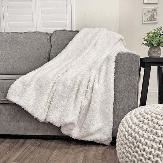 Teddy Faux Fur Throw - Pearl