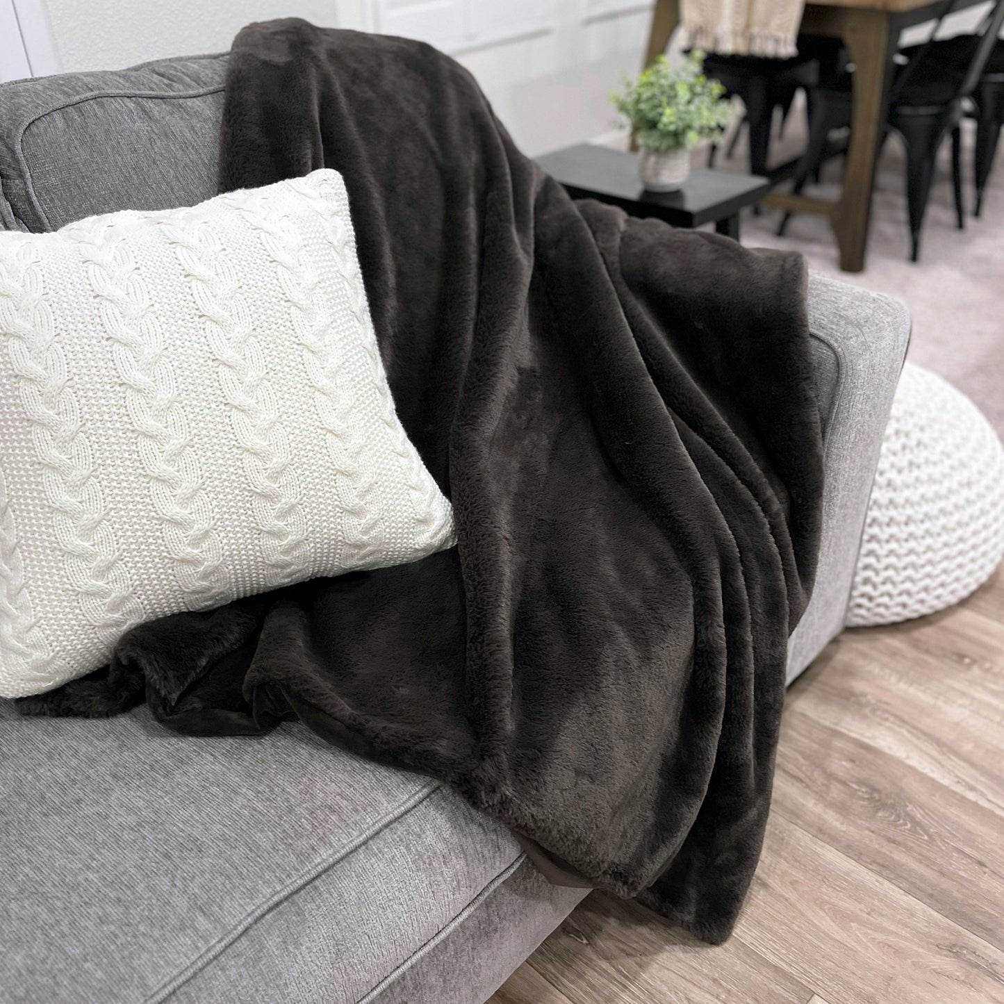 Rex Faux Fur Throw - Espresso