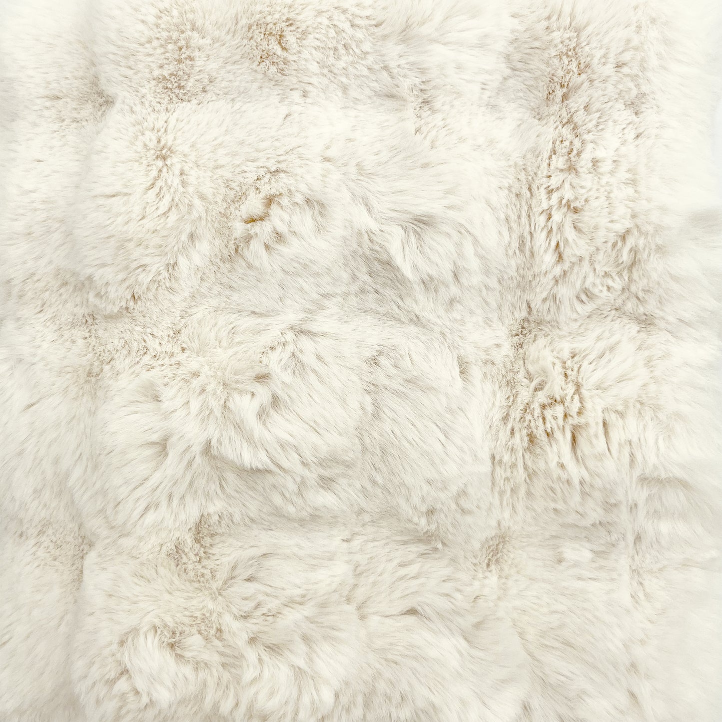 Cubby Faux Fur Throw - Vanilla