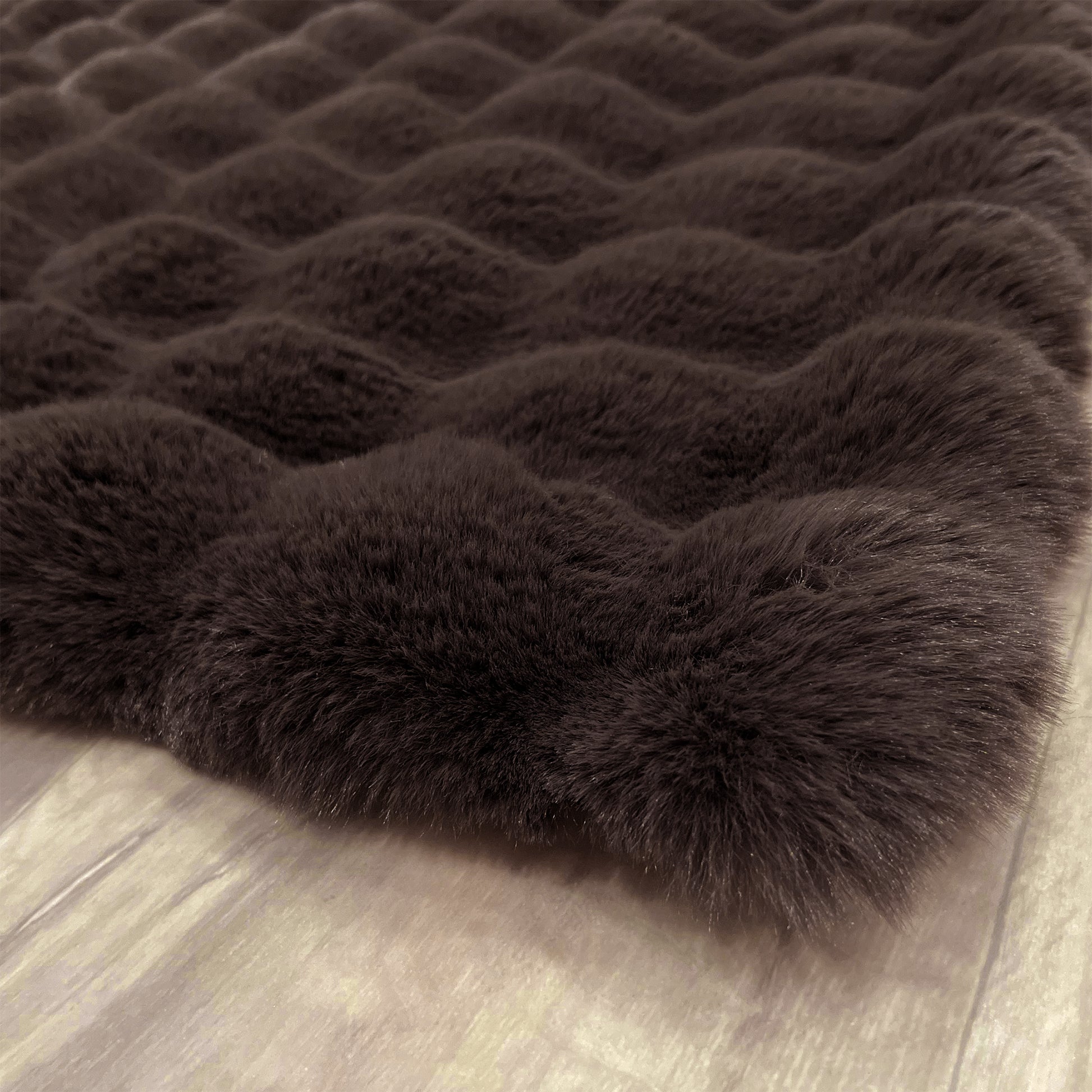 The Mood Cubby Faux Fur Throw, 50x60 in., Espresso