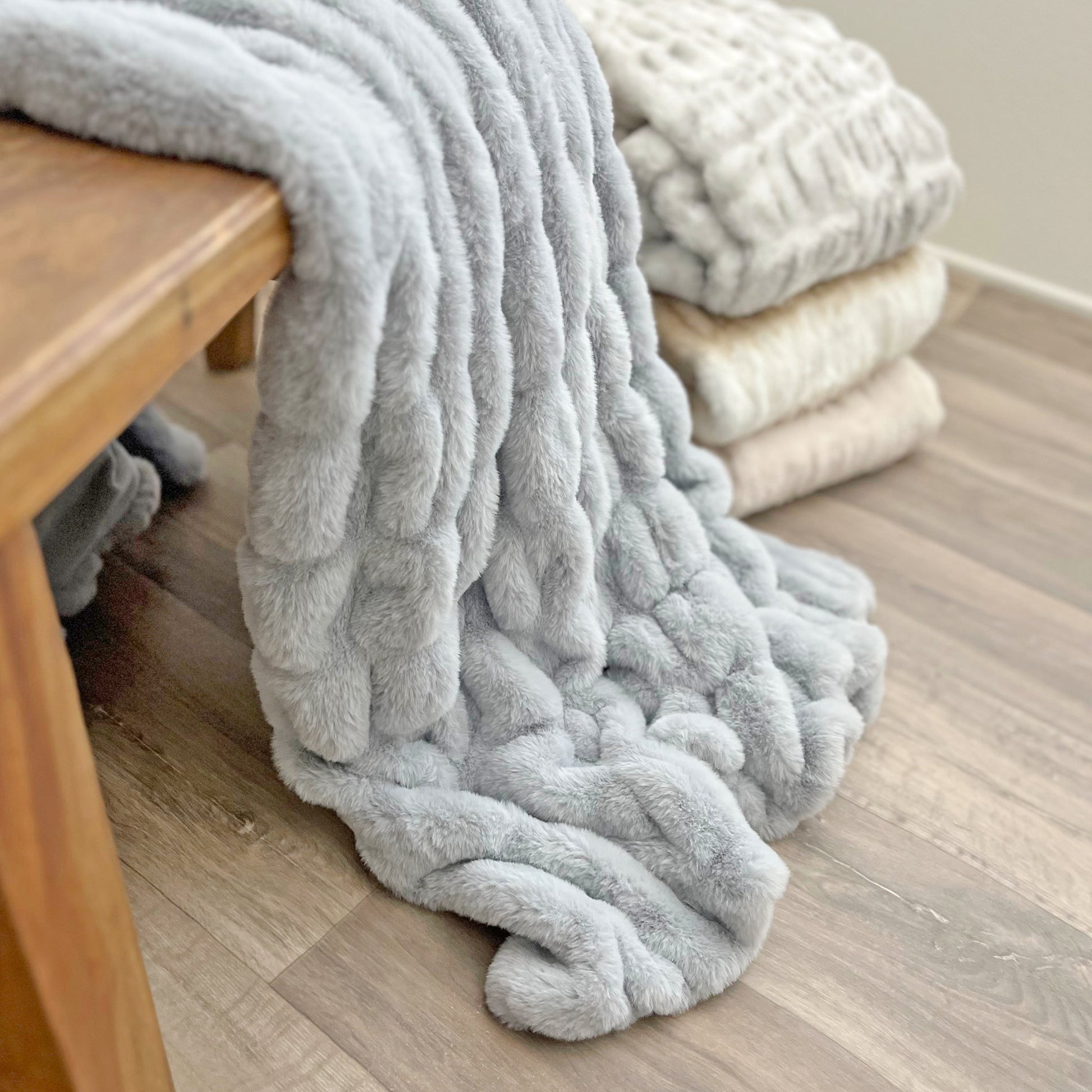  The Mood Mallow Faux Fur Throw, 50x60 in., Arctic Gray