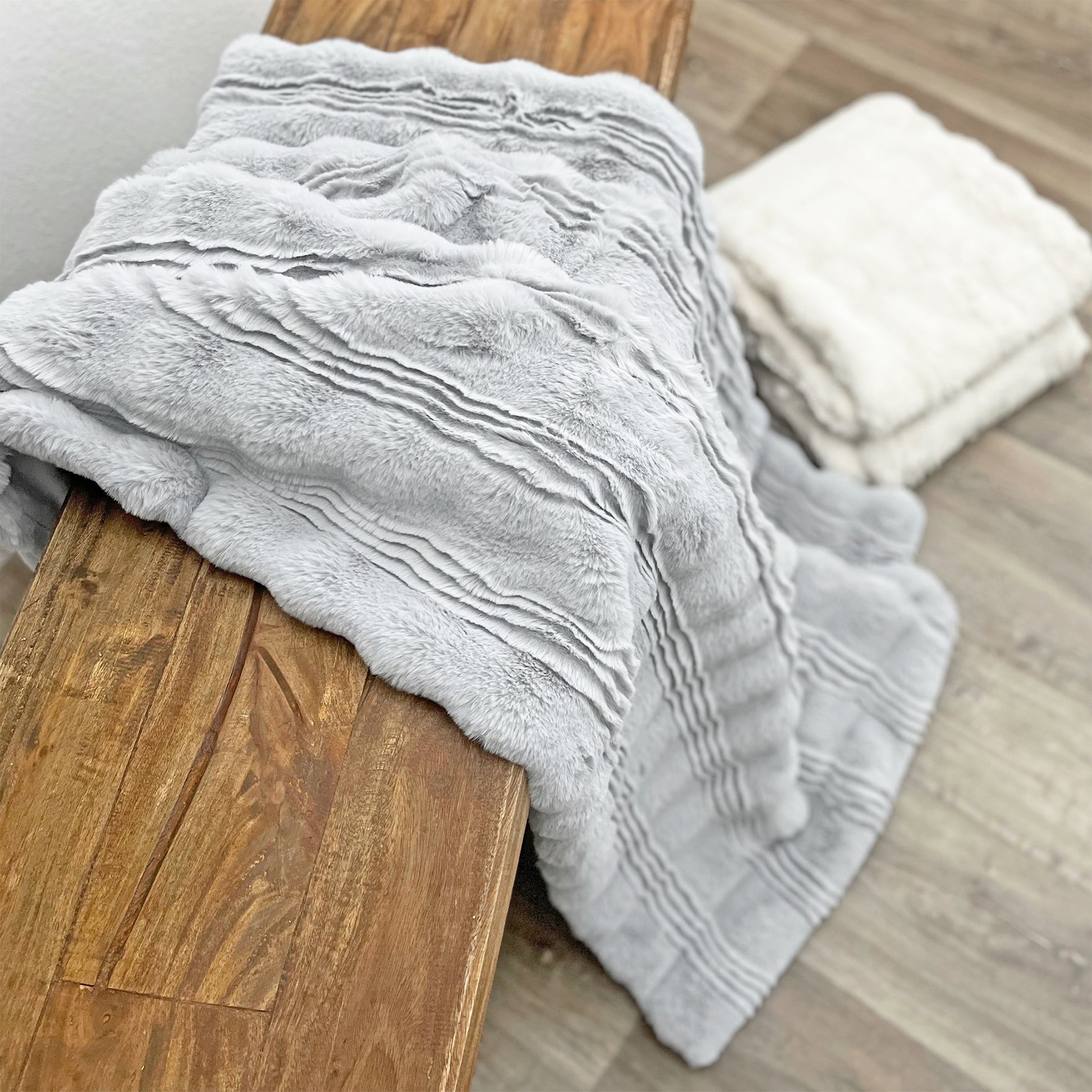 The Mood Scallop Faux Fur Throw, 50x60 in., Arctic Gray
