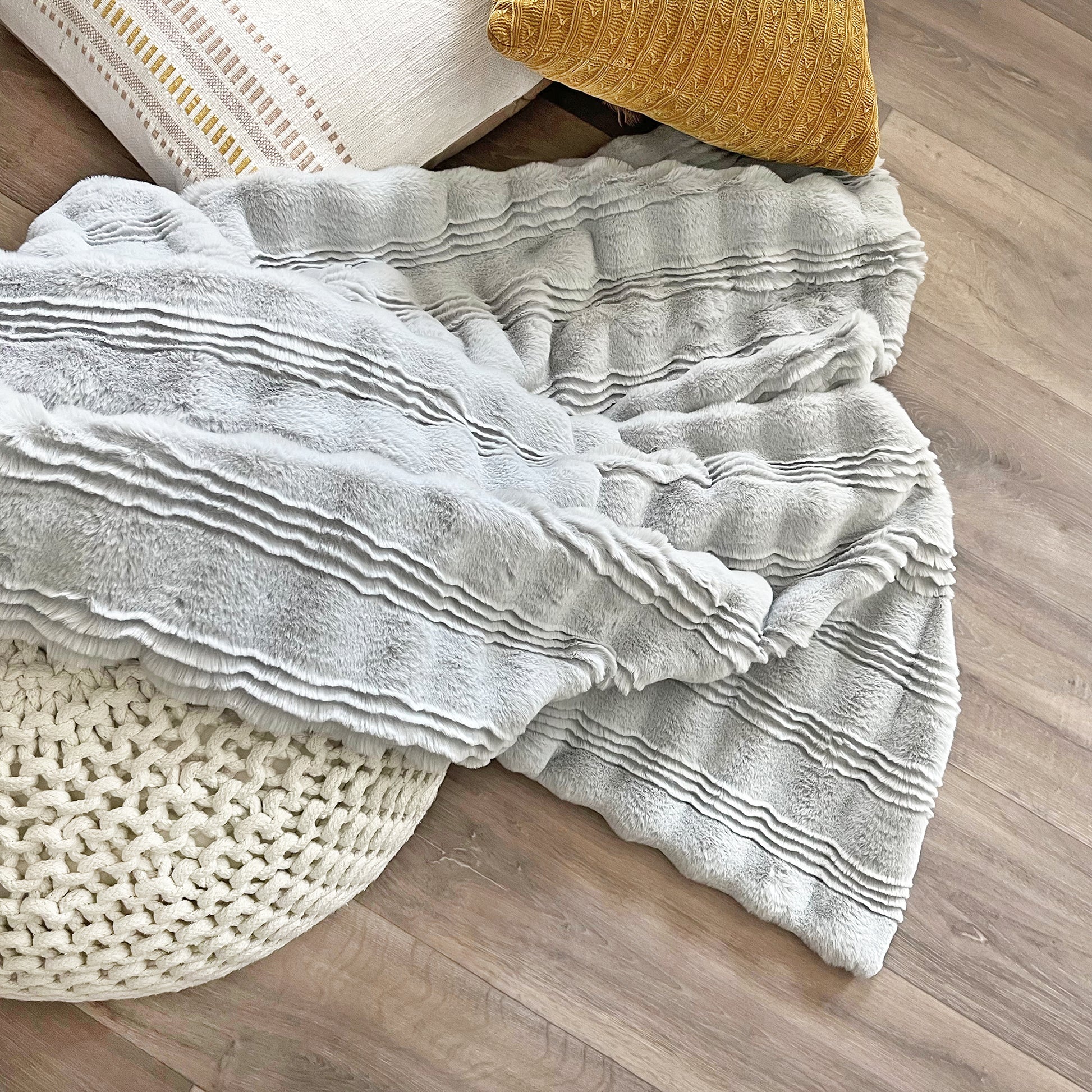 The Mood Scallop Faux Fur Throw, 50x60 in., Arctic Gray