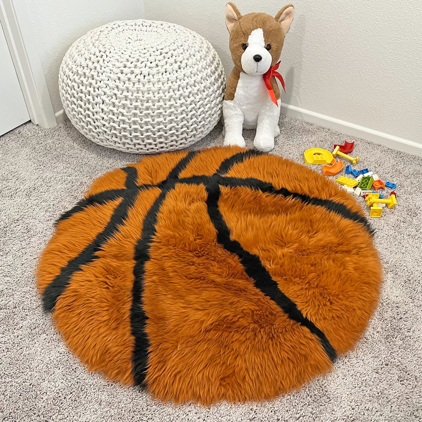 Bowron Sports-Themed Sheepskin Rug, Round 32 in., Basketball