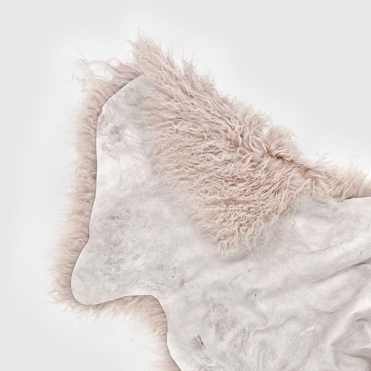 The Mood | Gobi Mongolian Lambskin Pelt, Mahogany Rose