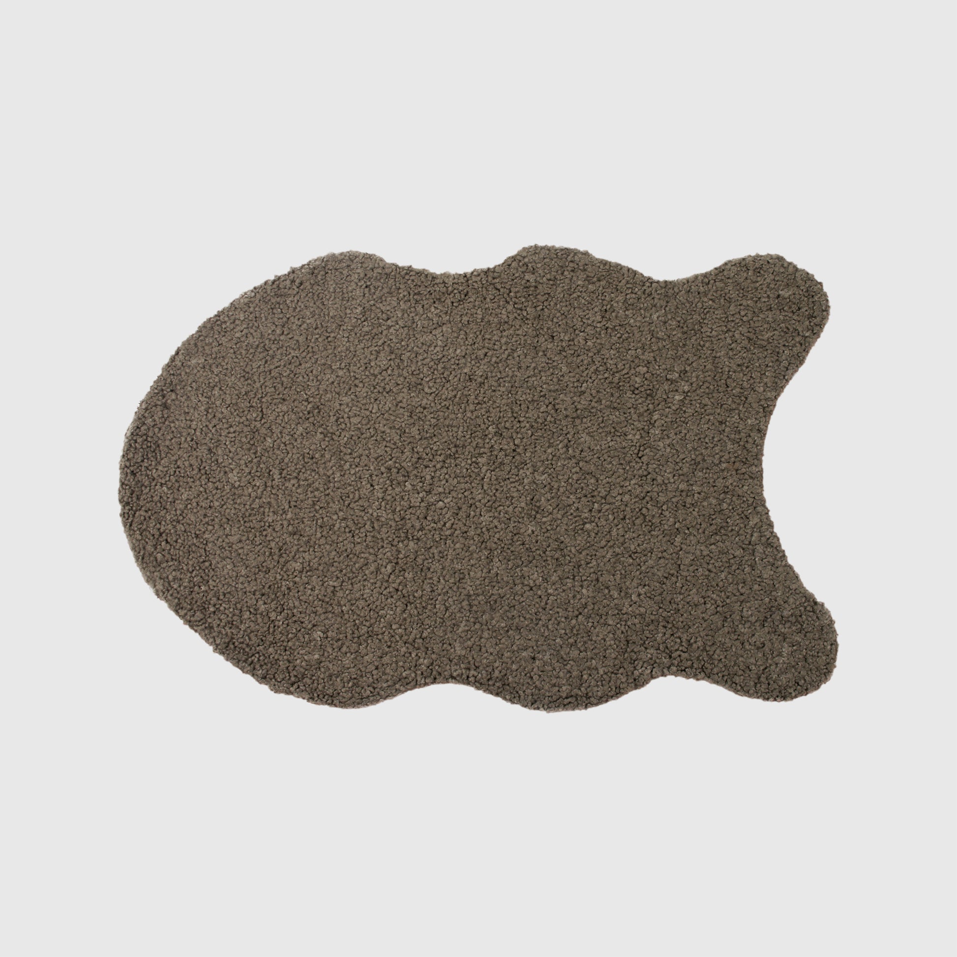 The Mood | Cassidy Faux Fur 2'x3' Pelt-Shaped Rug, Mushroom